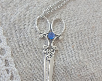 Sewing Machine Necklace With Scissors Charm - Stainless Steel Jewelry Gift For Seamstresses & Quilters