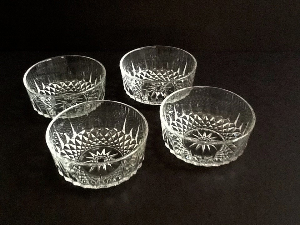 Arcoroc France Glass Bowls Set Of 4 Diamant By Cristal