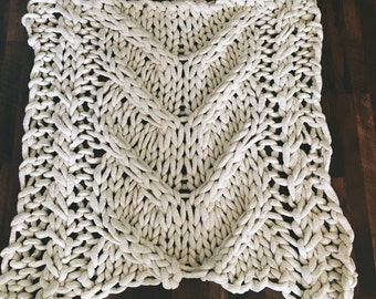 sale - 20% off!** READY TO SHIP**: Super Chunky Cabled Merino Wool Blanket // Super Chunky Merino Throw