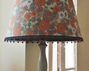 Lampshade, floral retro 70s fabric lampshade, vintage fabric plus fabric lining, pendant ceiling shade upcycled lighting, table lamp shade