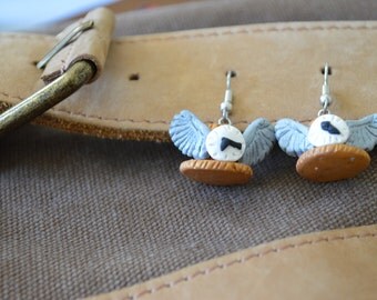 Winged Steampunk Top Hat Earrings