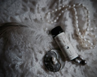 Moon Dance Natural Perfume 100% pure essential oils blend