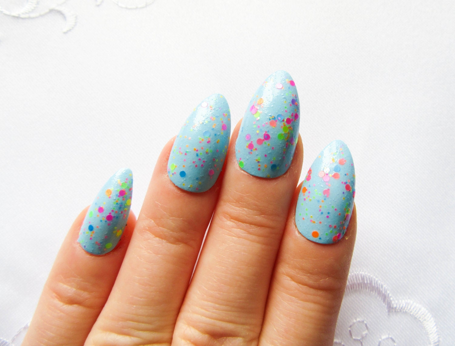 Bubblegum Ice Cream Stiletto Nails, Fake Nails, Almond ...