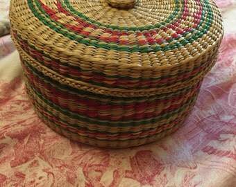 Country Vintage Nesting Woven Baskets Set