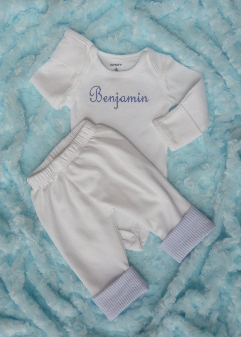 Newborn Boy Going Home Outfit. Bodysuit w Baby's Name