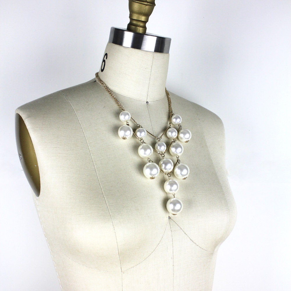 Oversized Faux Pearl & Gold Tone Cascading Vintage Necklace