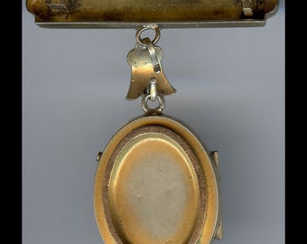 Antique VICTORIAN gold tone ornate bar pin with REMOVEABLE LOCKET pendant