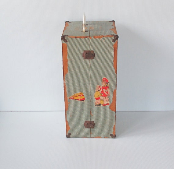 Vintage Cass Toys Doll Trunk Wood and Cardboard 1940s Antique