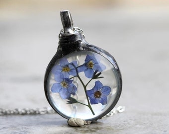 Forget Me Not Necklace Botanical Jewelry Soldered Glass Pendant Pressed Flower Terrarium Blue Flower Spring Natural Woodland Jewelry Rustic