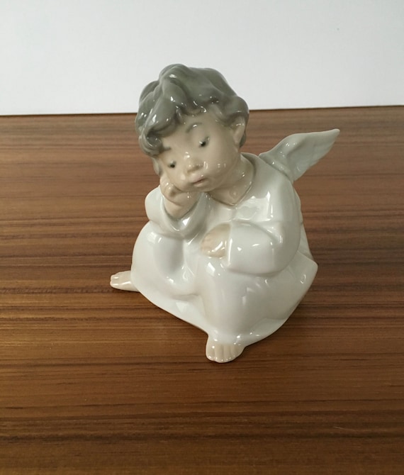 Lladro Angel Thinking Figurine Lladro Angel with Glazed