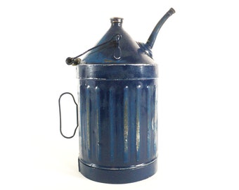 French Liter Oil Tin, Oil Can, Motor Oil Can, Industrial decor, Loft Decor, Blue Can, French Vintage Can, Gas Can