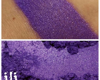 Spiral Hill - Shimmery Purple Mineral Eyeshadow Pigment - ili