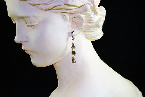 Celtic earrings with drops of iolite and tourmaline