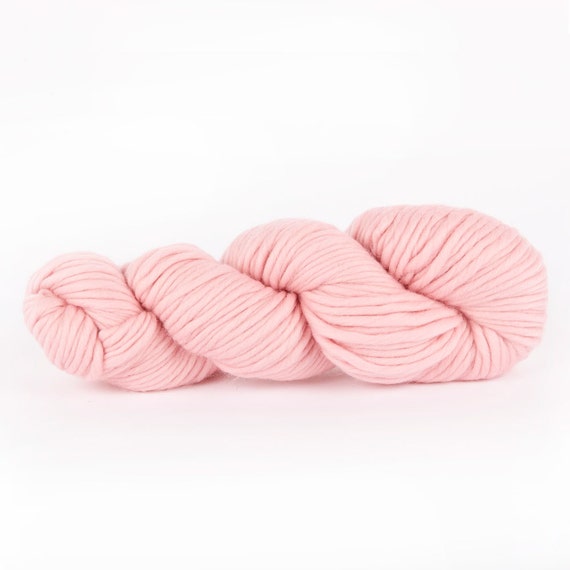 Super chunky wool. Baby Pink CHEEKY CHUNKY bulky merino yarn