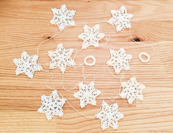 Schneeflocke girlande christbaumkugel von yourcrochethomedecor
