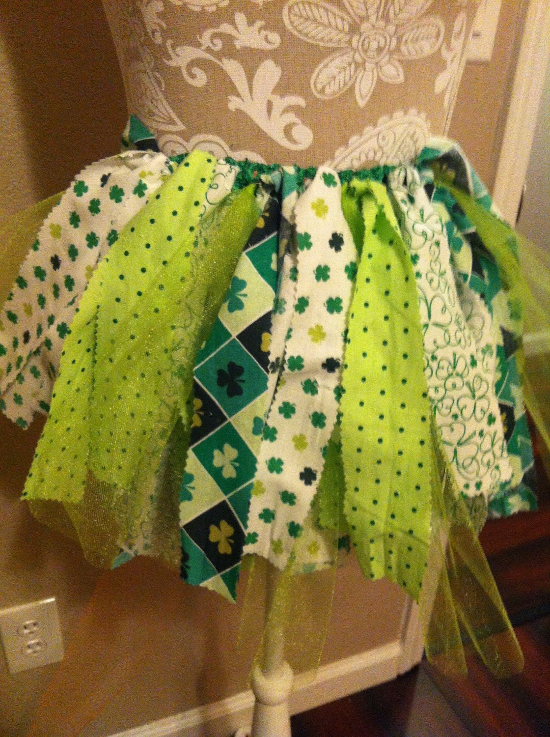 how to make st patricks day rag wreath