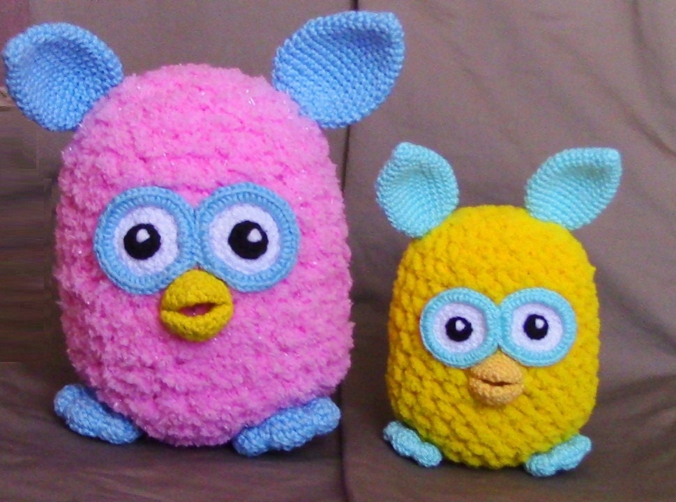 Amigurumi crochet pattern Furby toy