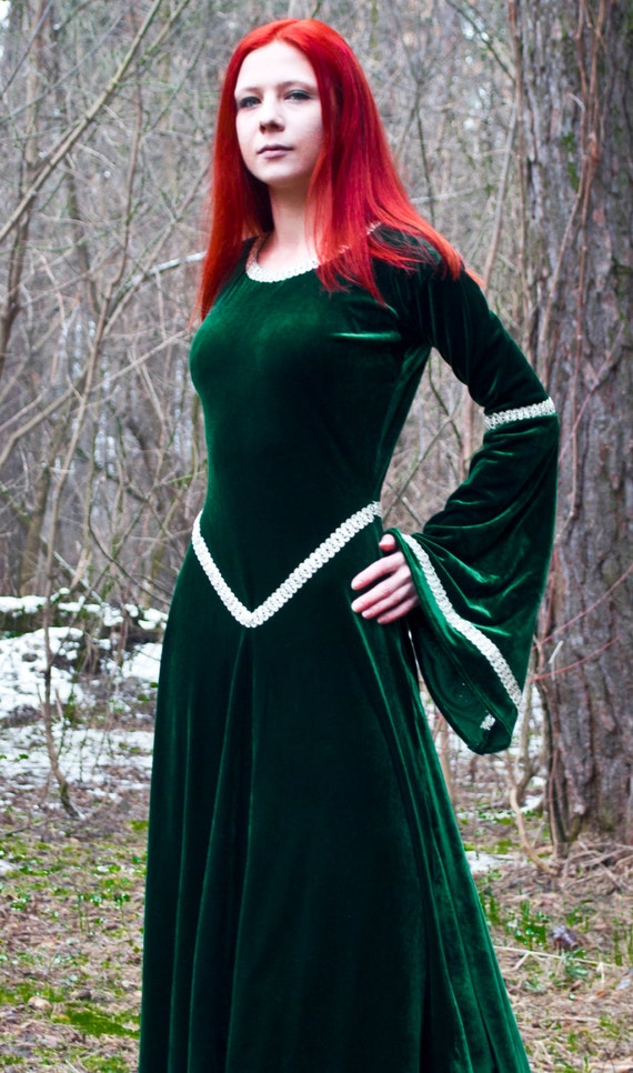 Fantasy dress green dress medieval dress by InspirationAtelie