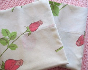 SALE- PINK Long Stem Rose Pillowcase Set