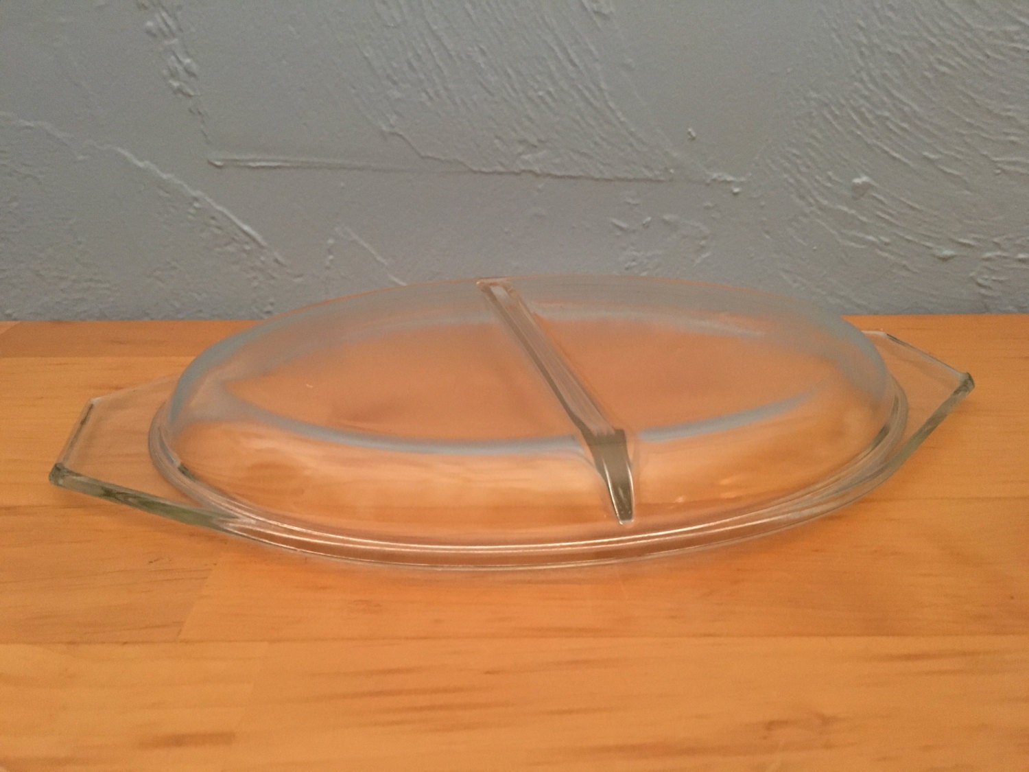 RESERVED FOR KARI Pyrex 045 063 Divided Lid Clear Divided Dish