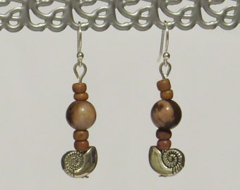 E-1698 Silver plated Nautilus Shell Earrings
