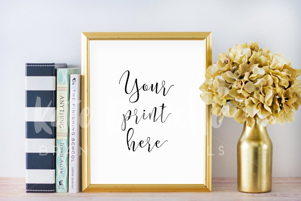 Gold Frame Mockup / Empty Frame Mockup / Gold Mockup with