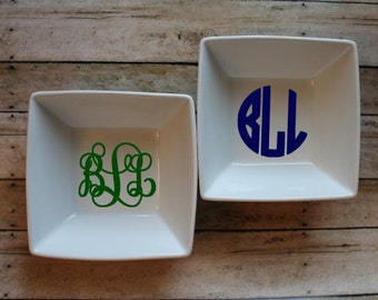 Custom Ring Dish - Ring Dish Monogram - Personalized Jewelry Dish - Bridesmaid Gift - Decorative Bowl - Key Holder