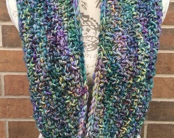 Cowl knitting kit, advanced beginner knitting kit, knitting cowl pattern, DIY knitting kit, merino wool, INDIECITA color, Malabrigo yarn