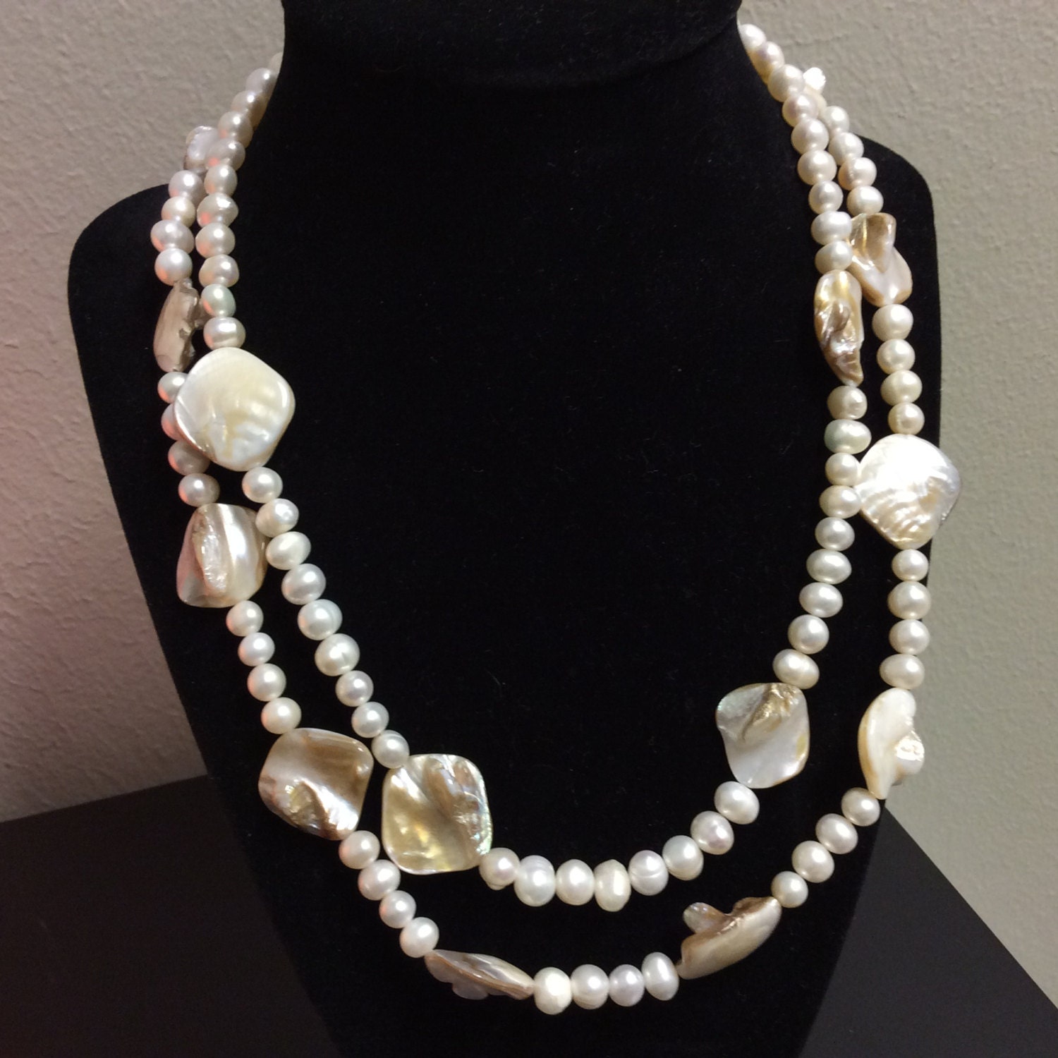 2 strands blister pearl and pearl necklace ladies necklace
