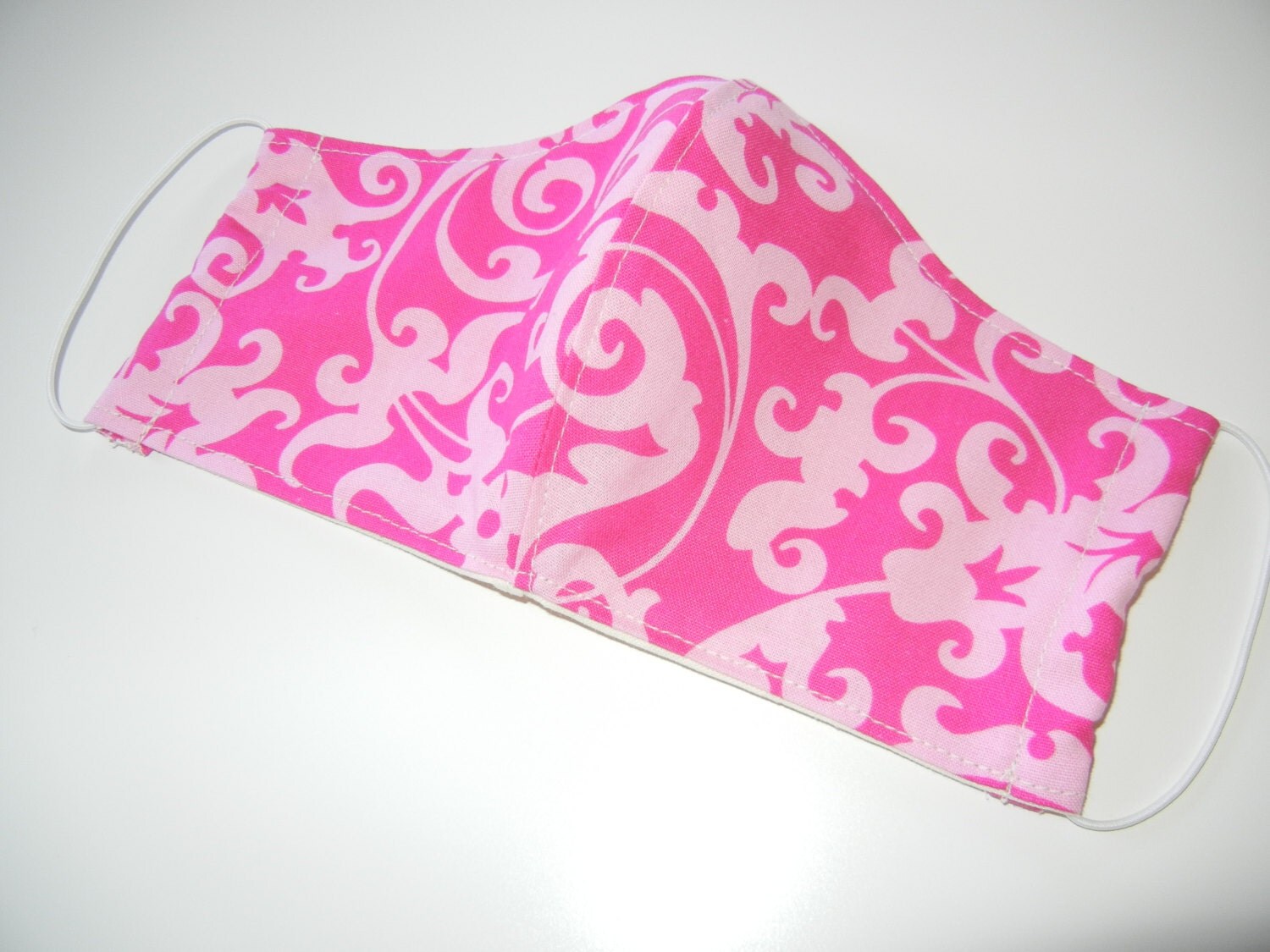 fabric-surgical-face-mask-in-pink-scroll