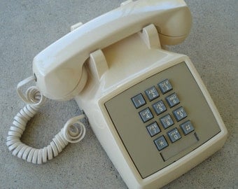 Push Button Phone - Model 2500 - Tan