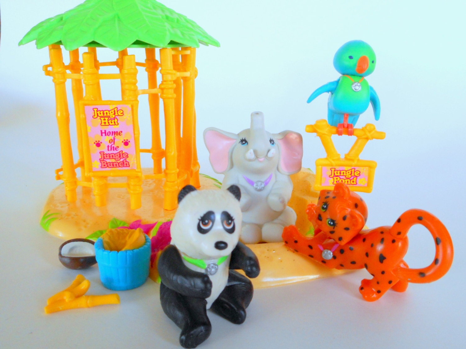 Vintage Littlest Pet Shop Zoo Jungle Bunch by Kenner by 2bcre8iv