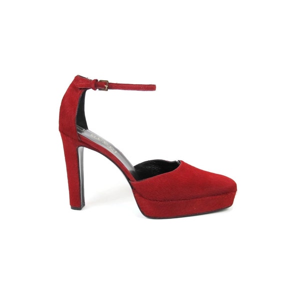 red gucci platform heels