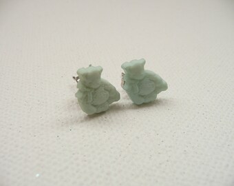 ns-Small Green Teddy Bear Stud Earrings