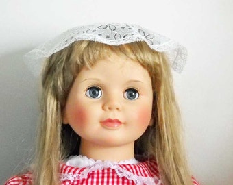 Vintage Prayer Cap White Lace  Vintage Lace Mantilla