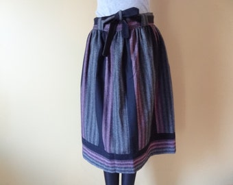 Black and Pink Wool Skirt size Small