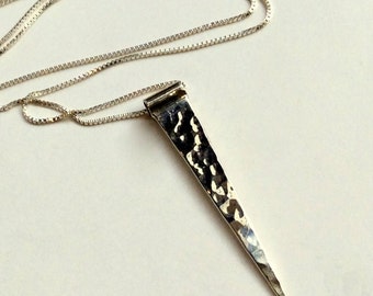 •LINKED• black lava + gold necklace (ADJ to 19