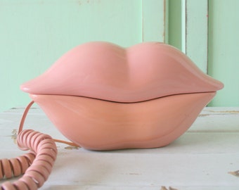 1980s HOT LIPS PHONE.....retro. mod. diner. rad. 80s phone. collectible. rare. awesome. urban. kitsch. telephone. vintage. pink lips. mouth