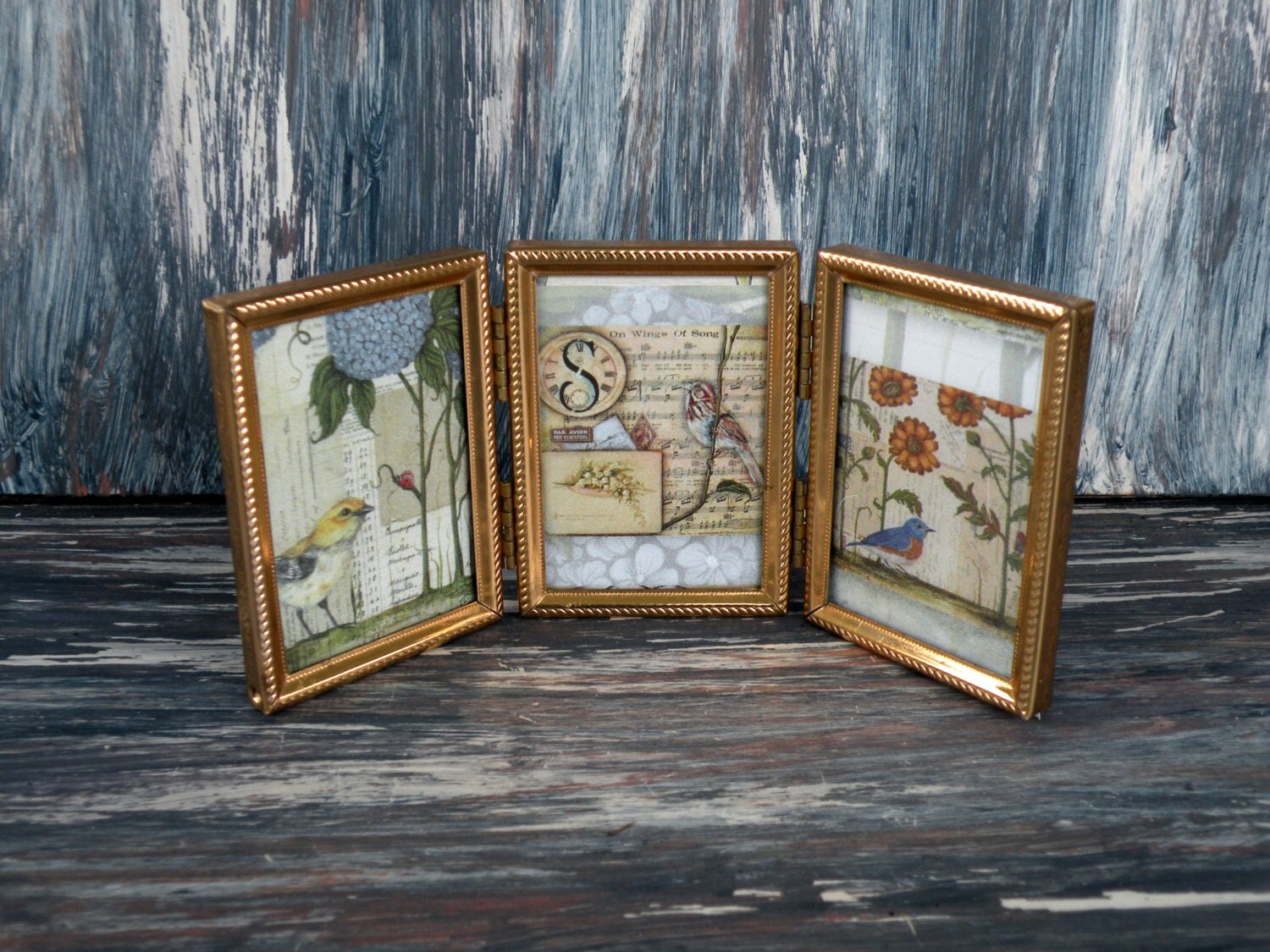 TriFold Wallet Size Frame/ Small Birds Garden Gift Idea