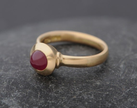 Gold Ruby Ring 18K Gold Ruby Ring Cabochon Ruby Ring in