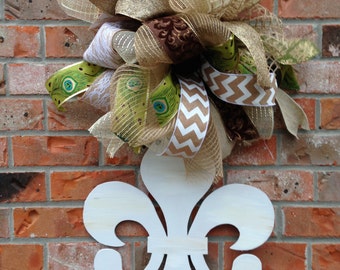 Fleur de lis door hanger with large poof