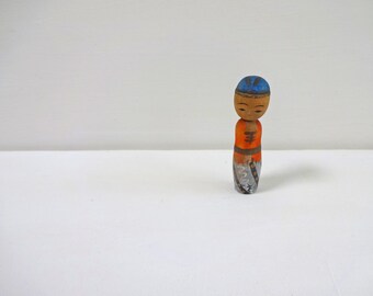2in Vintage Japanese Miniature Wood KOKESHI Doll