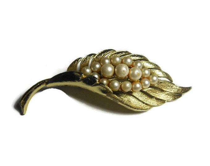 FREE SHIPPING Coro Pegasus brooch, textured gold plated leaf with faux pearl interior, folded over leaf