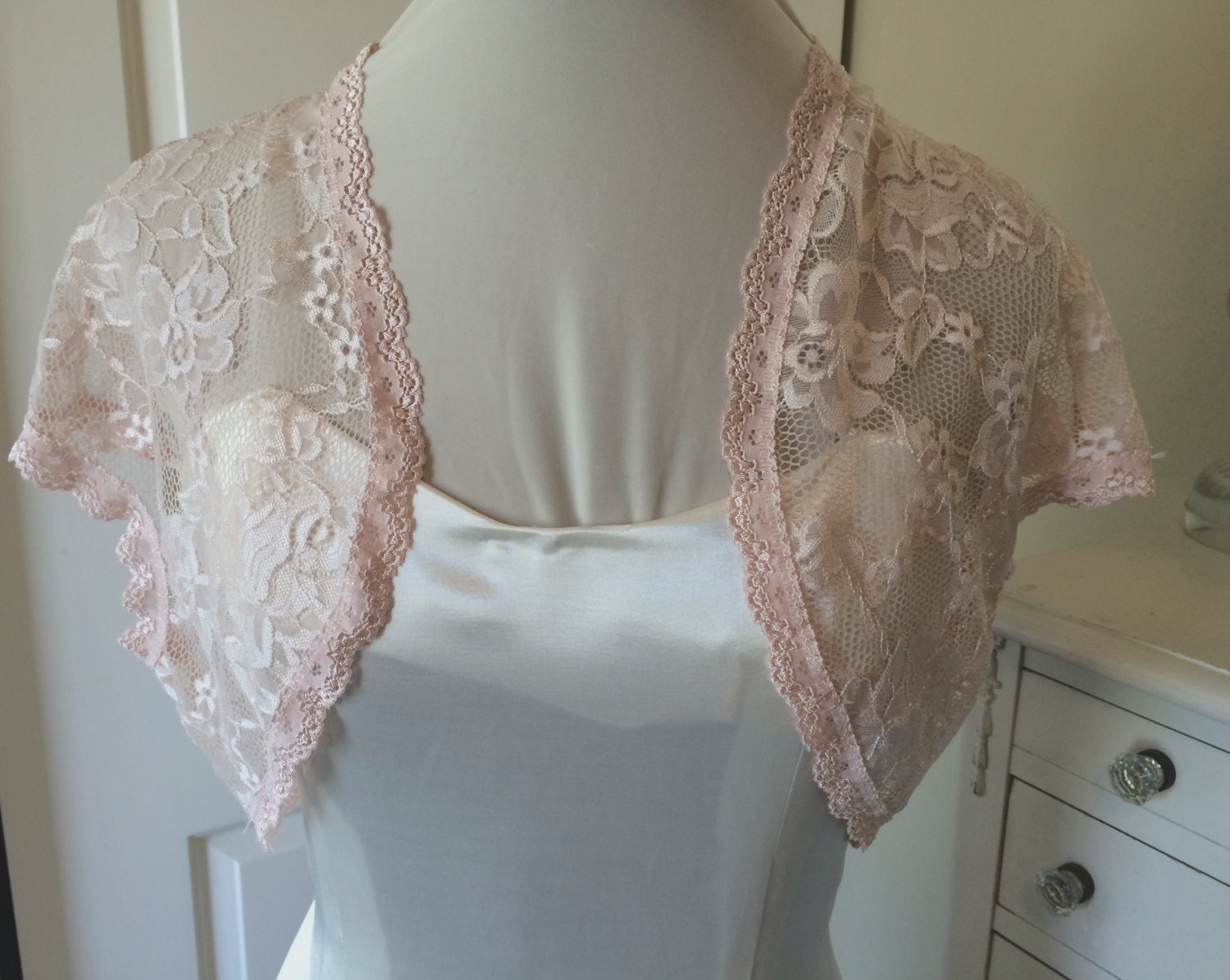 Blush Lace Bridal/prom/evening Shrug/bolero/jacket from