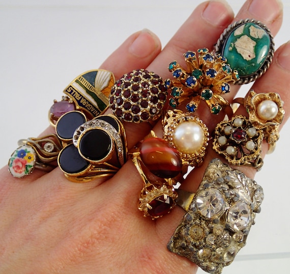 FREE Shipping Vintage 14 Junk Jewelry Costume Rings Big Bold