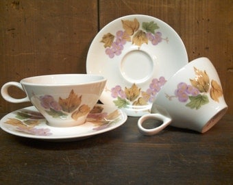 Impromptu by Ben Seibal grape leaf teacups mcm vintage Iroquois