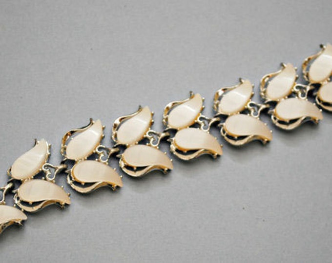 White Link Bracelet Thermoset Plastic Silver tone