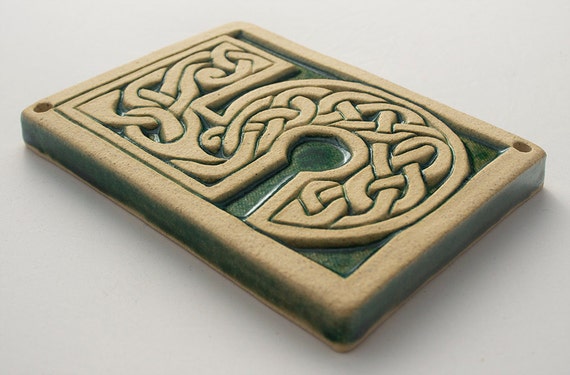 Number 5 Celtic Knot Tile