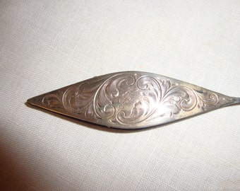 NEW LOWER PRICE!! Vintage Sterling Tatting Shuttle