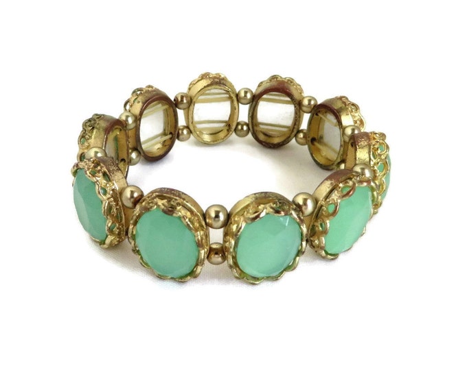 Emerald Glass Bracelet, Vintage Green Gold Tone Stretch Bracelet, Faceted Framed Glass, Gift idea